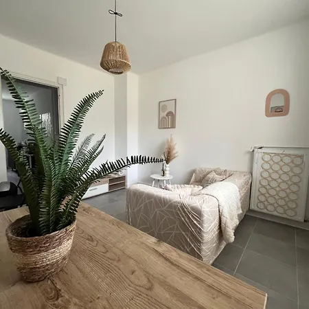 T3 - 5pers - Proche Toutes Commodités - Quartier Recherché - Court Et Long - Cosy - Lumineux - Fonctionnel